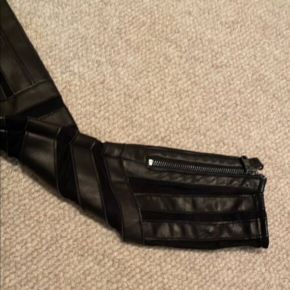 Overland Black Lamb Skin Jacket, S, excellent condition, cropped - Picture 3 of 9